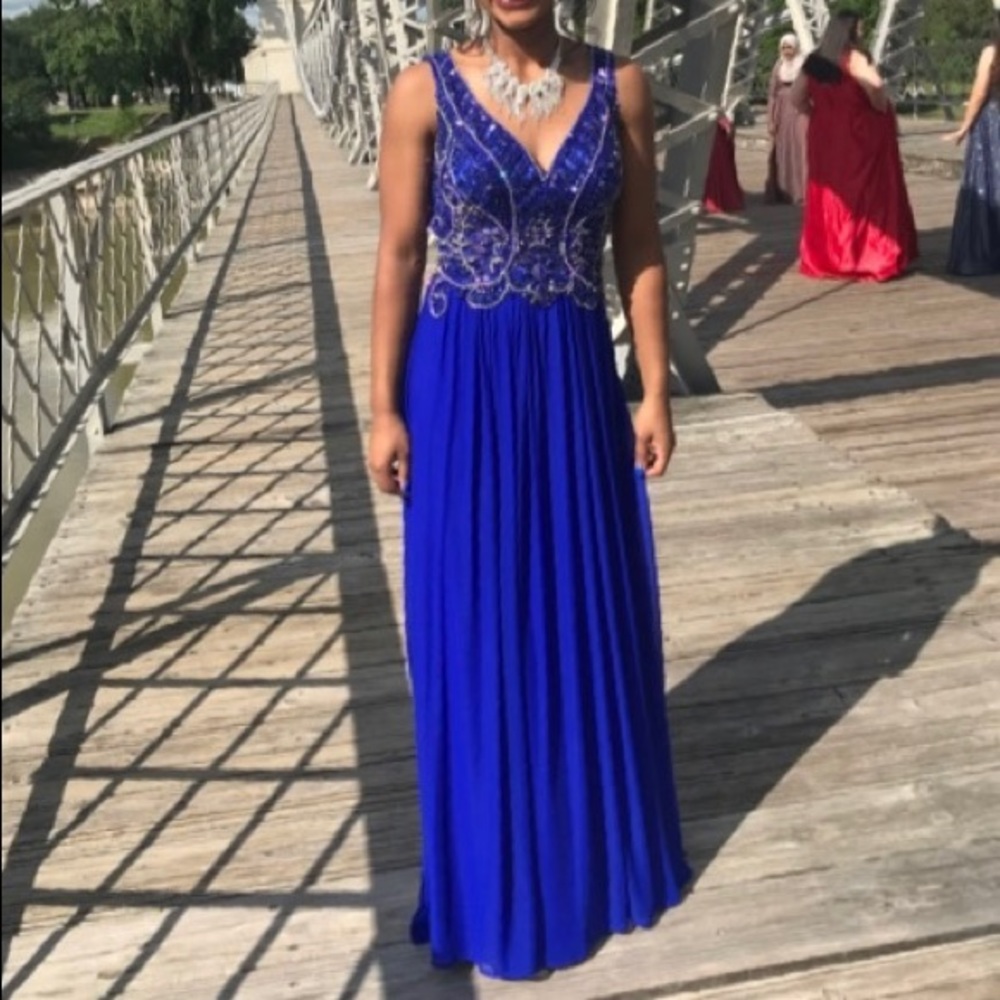 Prom dress